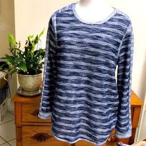 BCBGeneration Textured Top.  Size Large